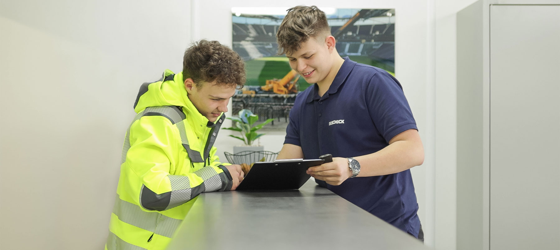 Ausbildung Berufskraftfahrer:in (m/w/d) ab Sep­tember 2026