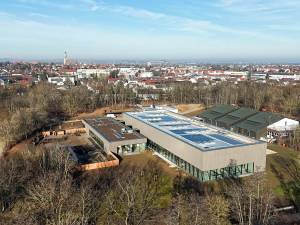 schick-hallenbad-noerdlingen-aussenansicht-03_original