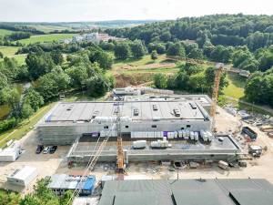 schick-hallenbad-noerdlingen-aussenansicht-06_original