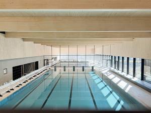 schick-hallenbad-noerdlingen-sichtbeton-innen-06_original