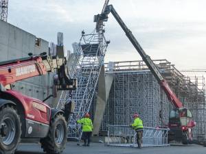 SCHiCK_Pier_J-24_original