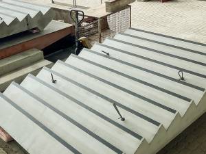 fos-bos-muenchen-fertigteil-treppe-05_original