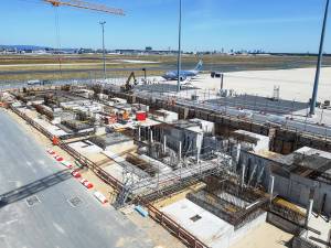 SCHiCK_Pier_H-07_original