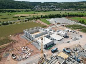 schulzentrum-hammelburg-rohbau-turnhalle-mensa-01_original